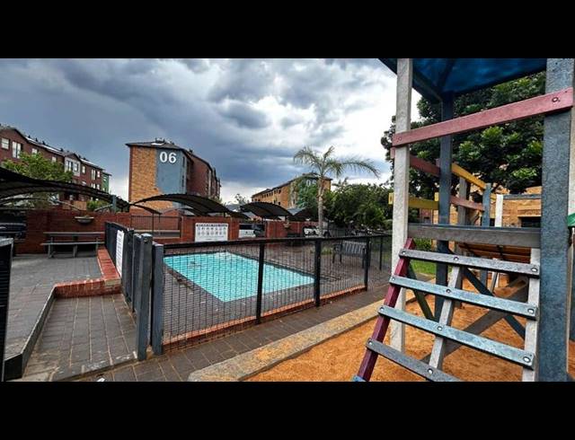 2 BEDROOM APARTMENT FOR SALE IN MONTANA TUINE